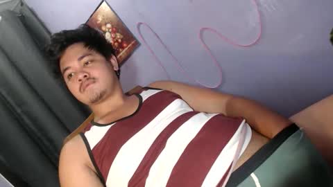 mr_olivercummerx online show from May 27, 4:15 pm