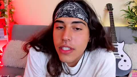 Snapshot of mr_pepper51 chatting on March 11, 11:59 pm mr_pepper51 online show from March 11, 11:59 pm