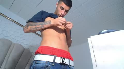 Snapshot of mr_porn_9 chatting on April 25, 1:41 pm Mr Porn online show from April 25, 1:41 pm