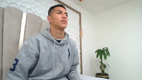Mr Porn  online show from June 24, 1:48 am