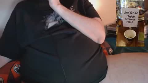 Snapshot of mr_south chatting on December 4, 6:44 am Mr South X online show from December 4, 6:44 am