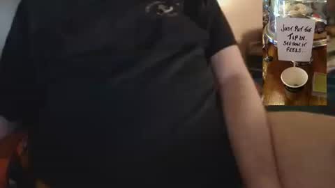 Snapshot of mr_south chatting on December 11, 7:20 am Mr South X online show from December 11, 7:20 am