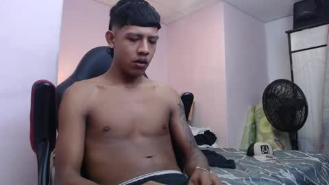 Snapshot of mr_stiven_ chatting on January 12, 7:53 am mr_stiven_ online show from January 12, 7:53 am