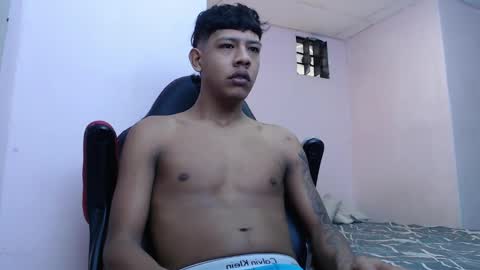 Snapshot of mr_stiven_ chatting on January 26, 2:03 am mr_stiven_ online show from January 26, 2:03 am