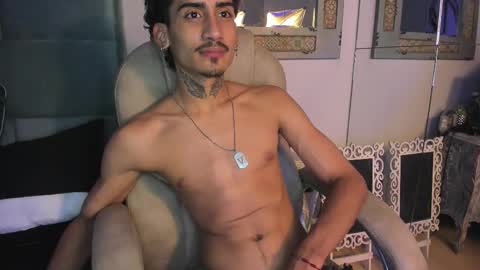 MR online show from December 19, 7:43 pm