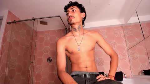 MR online show from December 22, 7:22 pm