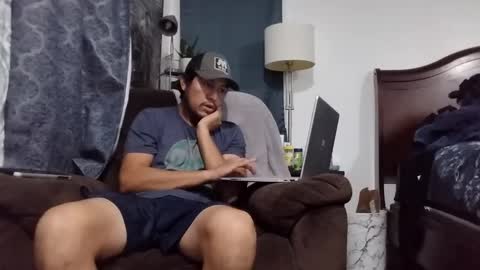 Snapshot of mr_wick93 chatting on October 2, 1:51 pm mr_wick93 online show from October 2, 1:51 pm