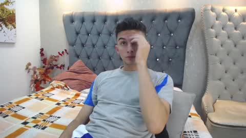 Snapshot of mr_williseo chatting on January 7, 10:30 pm williseo online show from January 7, 10:30 pm