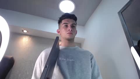 Snapshot of mr_williseo chatting on January 25, 12:17 am williseo online show from January 25, 12:17 am