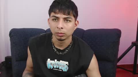 Snapshot of mralpha_latino chatting on April 22, 4:48 am Alpha LATINO online show from April 22, 4:48 am