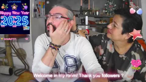 Snapshot of mrandmrsswetness84 chatting on January 8, 7:45 am MrAndMrsSwetness84 online show from January 8, 7:45 am