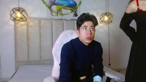 mrandmrvlxencs online show from May 2, 2:33 pm