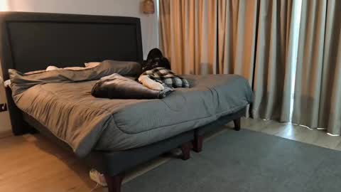 Snapshot of mrandmssin chatting on September 28, 1:05 pm mrandmssin online show from September 28, 1:05 pm