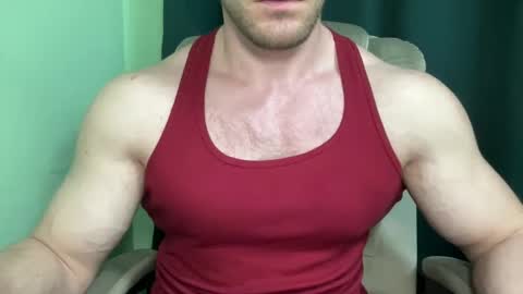 Snapshot of mrbiceps_23 chatting on January 24, 7:07 pm Mrbiceps23 online show from January 24, 7:07 pm