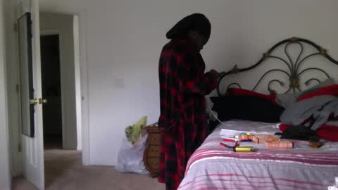 MrBigDThomas online show from October 7, 4:59 pm