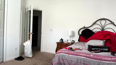 MrBigDThomas online show from October 24, 1:29 pm