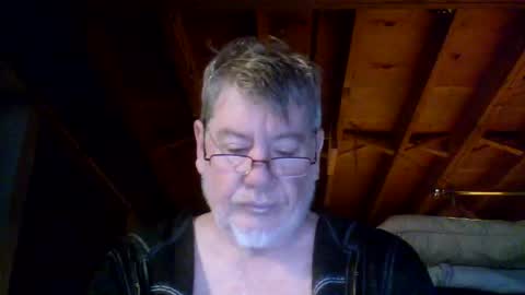 mrblade666 online show from February 22, 11:42 am