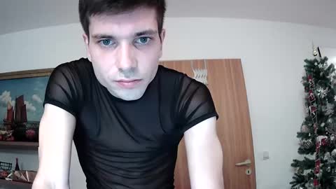 Snapshot of mrboyyyy chatting on December 22, 4:59 pm ... online show from December 22, 4:59 pm