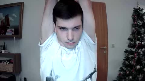 Snapshot of mrboyyyy chatting on December 29, 5:22 pm ... online show from December 29, 5:22 pm