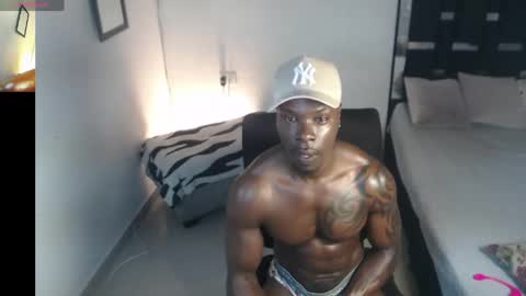 Snapshot of mrbyronstallion chatting on April 23, 10:03 am byron online show from April 23, 10:03 am