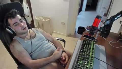 Snapshot of mrclean_97 chatting on February 19, 4:00 pm GoodBoy online show from February 19, 4:00 pm