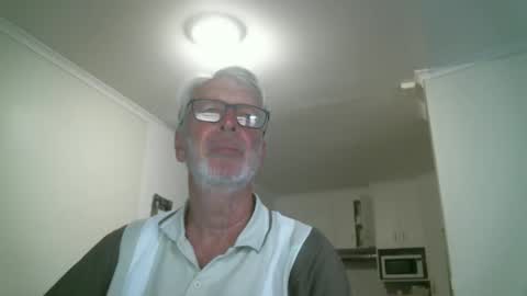 mrcreek1531 online show from April 30, 6:31 am