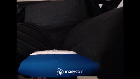 Snapshot of mrduplo1975 chatting on November 16, 2:33 pm MrJohnsen1975 online show from November 16, 2:33 pm