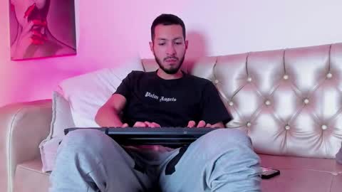 Snapshot of mrfranco_vc chatting on March 9, 4:27 am Andy online show from March 9, 4:27 am
