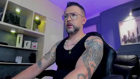 MrFrank. online show from January 18, 1:48 pm