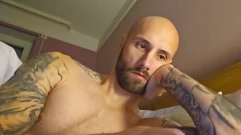 mrga591904 online show from November 24, 11:10 am