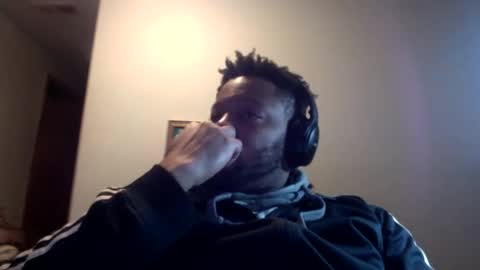 Snapshot of mrguy55555 chatting on February 22, 1:55 am Jack online show from February 22, 1:55 am