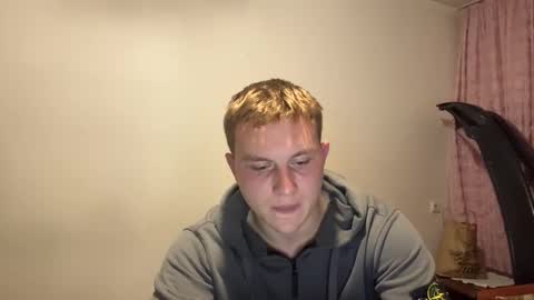 Max online show from October 7, 7:11 pm