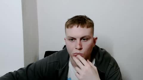 Max online show from February 26, 7:46 pm