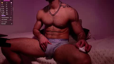 Snapshot of mrj9921 chatting on February 9, 6:56 pm Juan online show from February 9, 6:56 pm