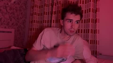 Snapshot of mrkallin chatting on February 26, 2:32 am mrkallin online show from February 26, 2:32 am