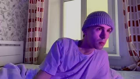 Snapshot of mrkallin chatting on March 2, 12:45 pm mrkallin online show from March 2, 12:45 pm