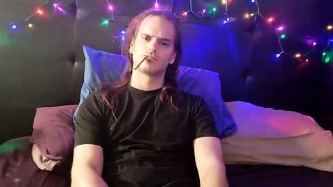 MrKinkSized online show from January 2, 4:20 am