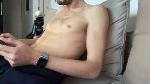 YourLad online show from January 10, 9:22 am