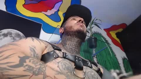 Snapshot of mrmanny__ chatting on February 3, 7:51 am mrmanny__ online show from February 3, 7:51 am