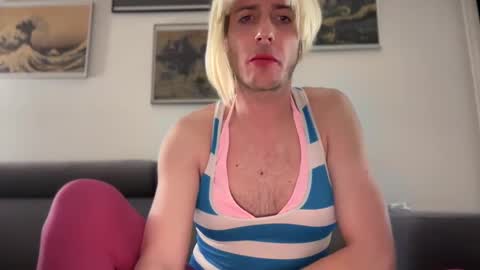 TaleOfLaura online show from January 19, 10:17 pm