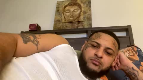 Snapshot of mrnineinch1995 chatting on February 2, 1:26 am mrnineinch1995 online show from February 2, 1:26 am