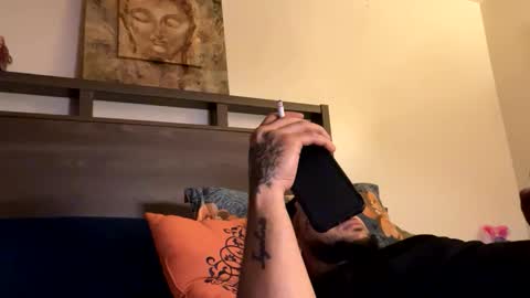 Snapshot of mrnineinch1995 chatting on February 5, 11:20 pm mrnineinch1995 online show from February 5, 11:20 pm