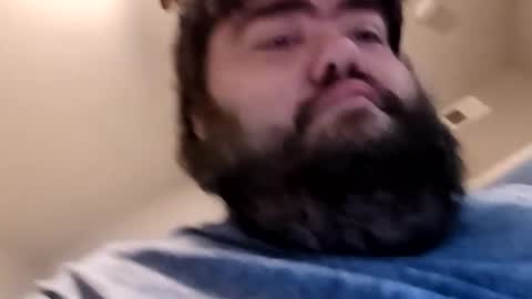 Snapshot of mrorange50187 chatting on December 19, 10:42 pm mrorange50187 online show from December 19, 10:42 pm