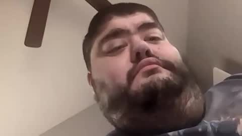 Snapshot of mrorange50187 chatting on January 1, 5:22 pm mrorange50187 online show from January 1, 5:22 pm