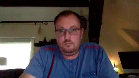 Snapshot of mrosenth81 chatting on June 3, 5:18 pm mrosenth81 online show from June 3, 5:18 pm