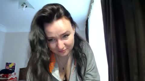 mrs_smith__ online show from June 3, 7:55 am