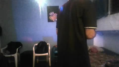 Snapshot of mrsenomutt chatting on October 8, 10:02 am mrsenomutt online show from October 8, 10:02 am