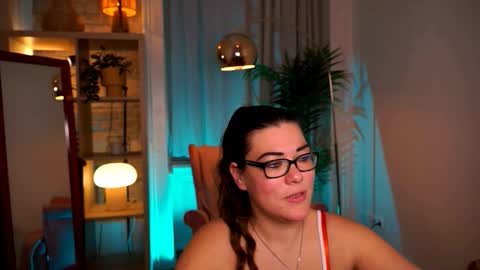 Tamara online show from January 9, 6:10 pm