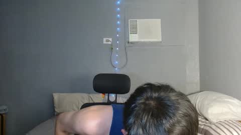 Snapshot of mrshawn95 chatting on October 14, 5:58 pm shawn online show from October 14, 5:58 pm