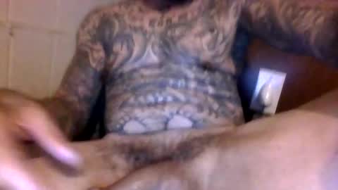 Snapshot of mrstickie46 chatting on April 5, 2:14 pm mrstickie46 online show from April 5, 2:14 pm